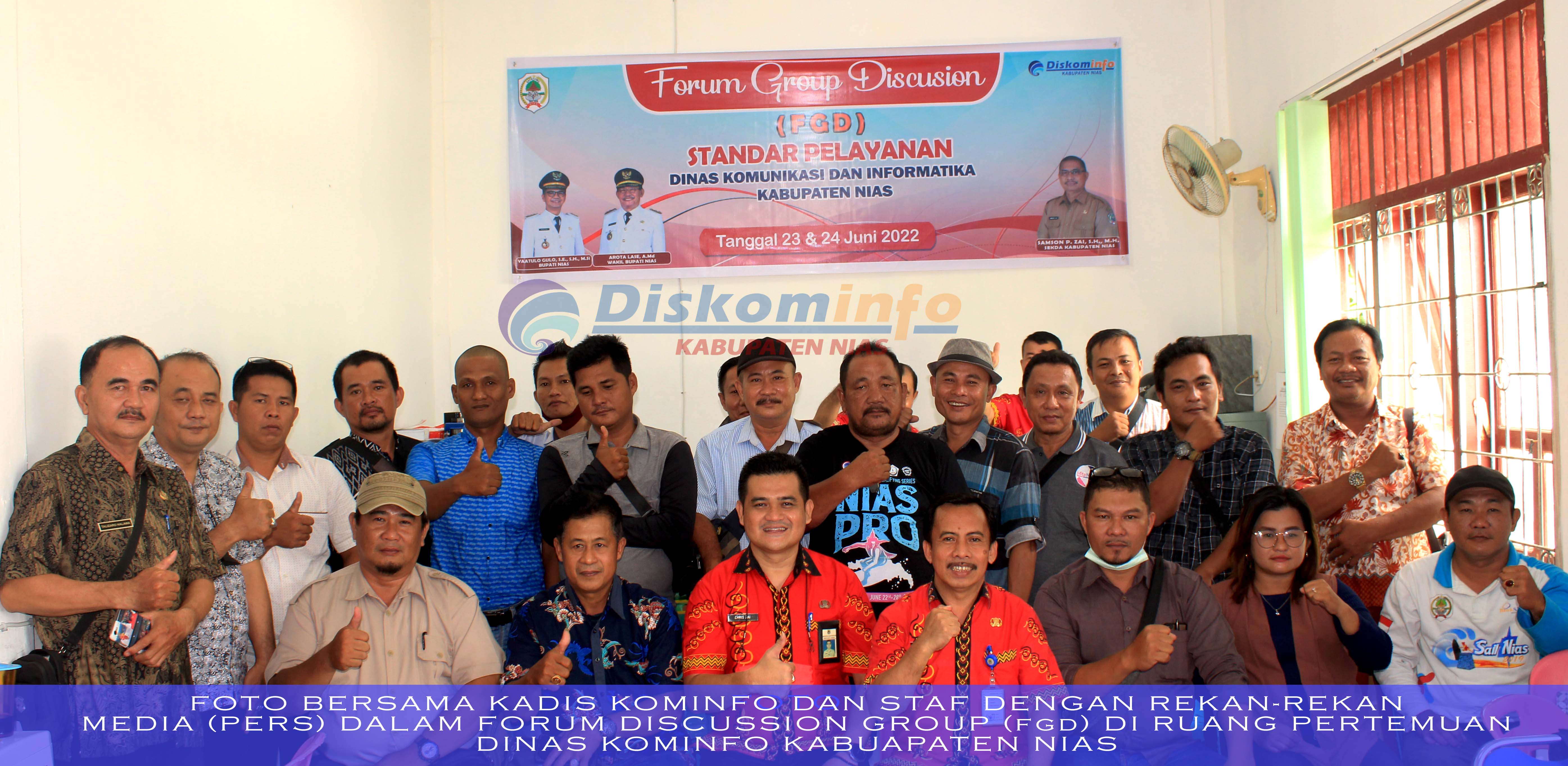 Kegiatan Forum Discussion Group Dinas Kominfo Kabupaten Nias dengan rekan-rekan media
